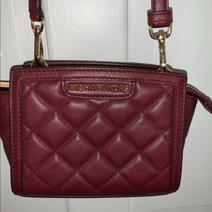 Michael Kors Quilt Cross Body